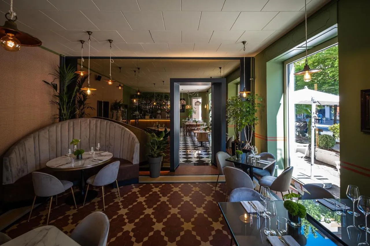 Eco Rooms&Breakfast Tirano 0*,  Italy
