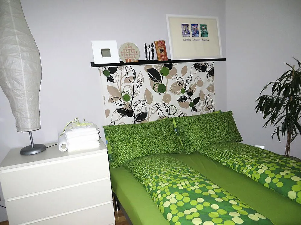 Eco Rooms&Breakfast Tirano Bed & Breakfast