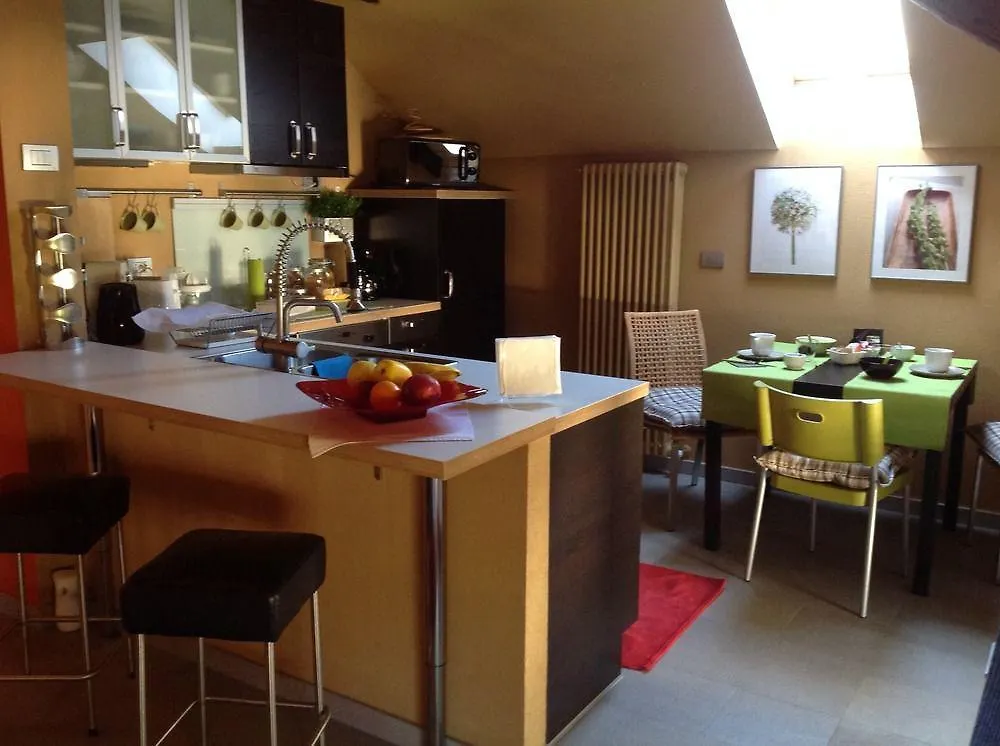 Bed & Breakfast Eco Rooms&Breakfast Tirano