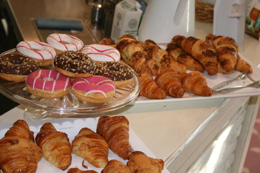 Eco Rooms&Breakfast Tirano