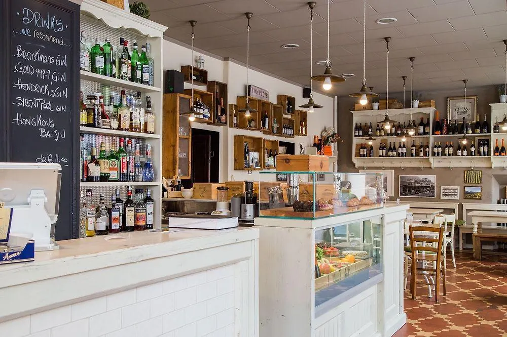 Eco Rooms&Breakfast Tirano 0*,