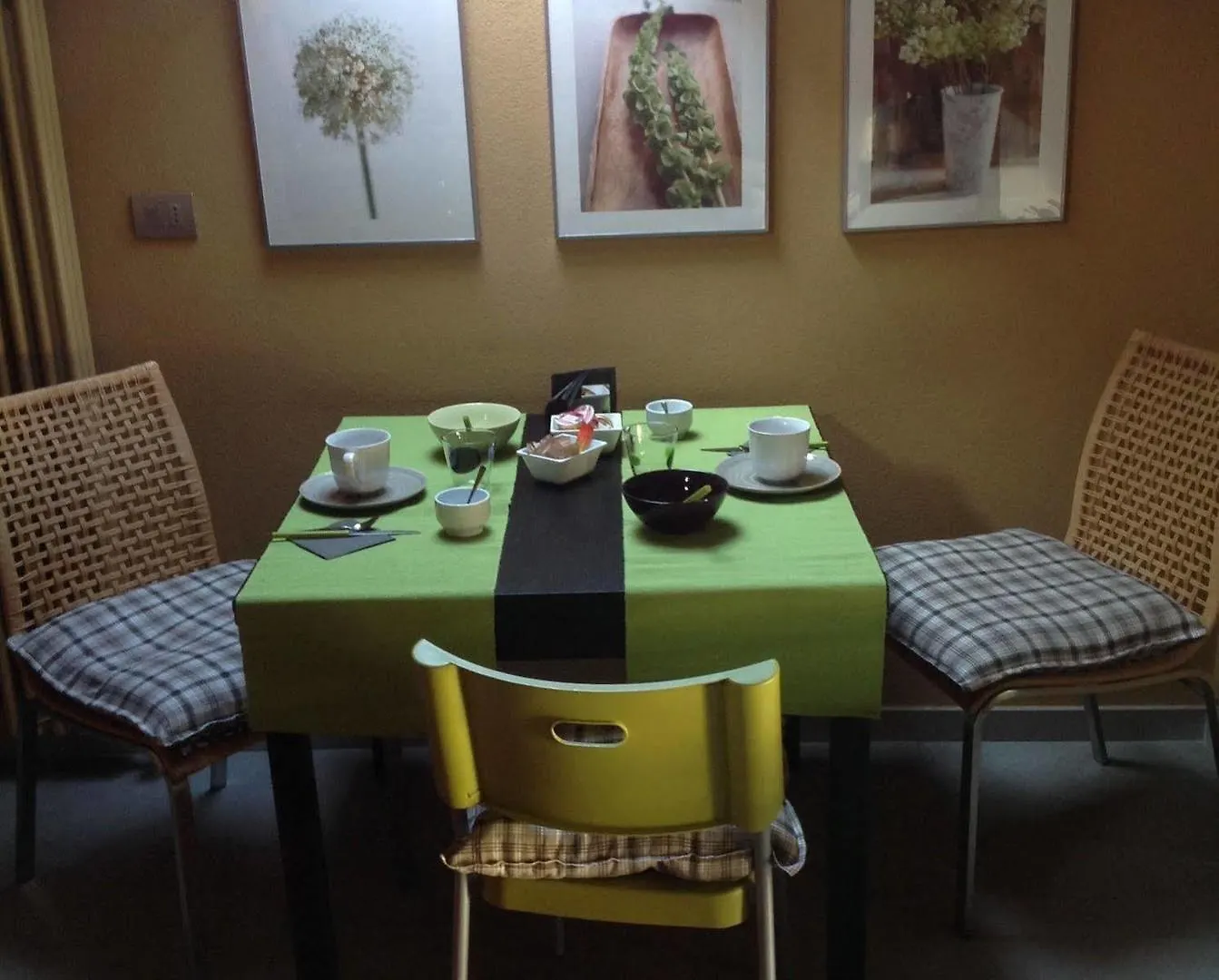 Eco Rooms&Breakfast Tirano