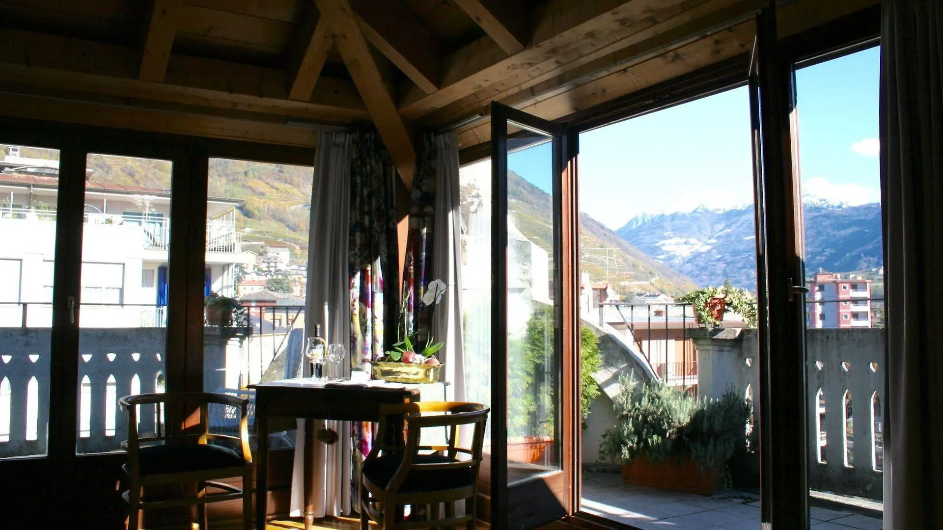 Eco Rooms&Breakfast Tirano Bed & Breakfast